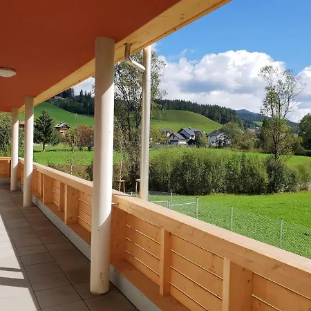 Modern In With Garden Tamsweg