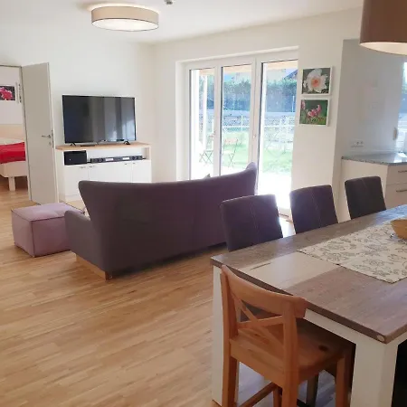 Modern In With Garden *